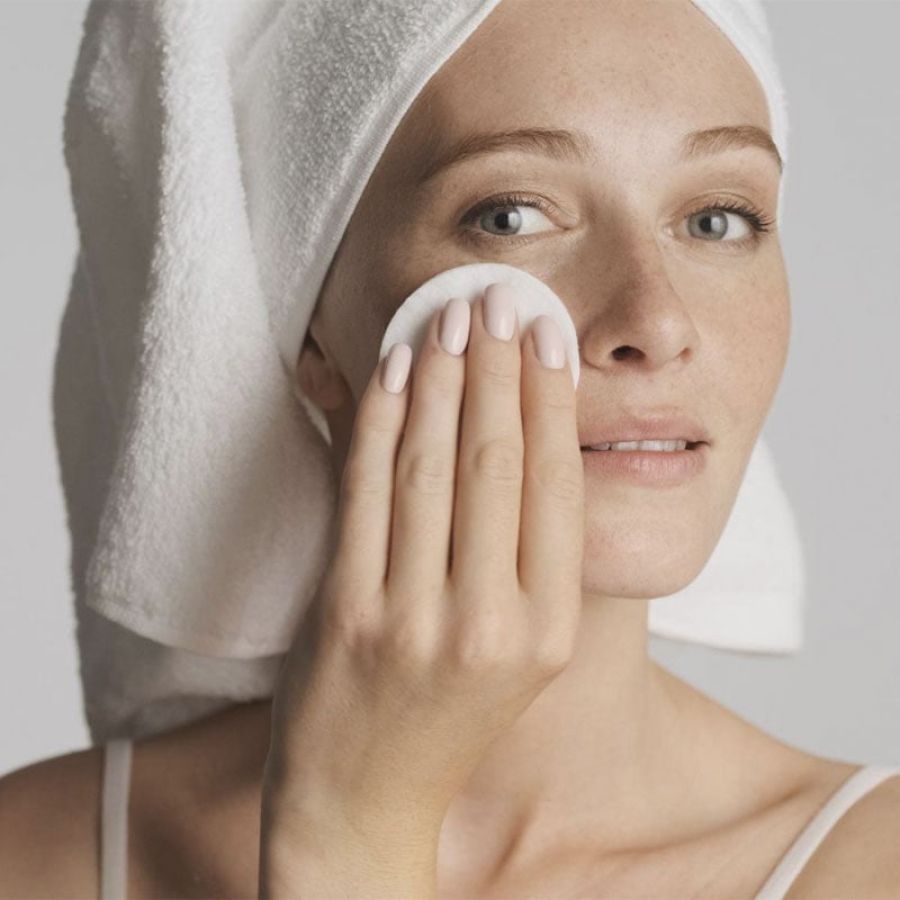 Desmaquillante facial: cómo elegir el mejor según tu tipo de piel y qué ingredientes buscar